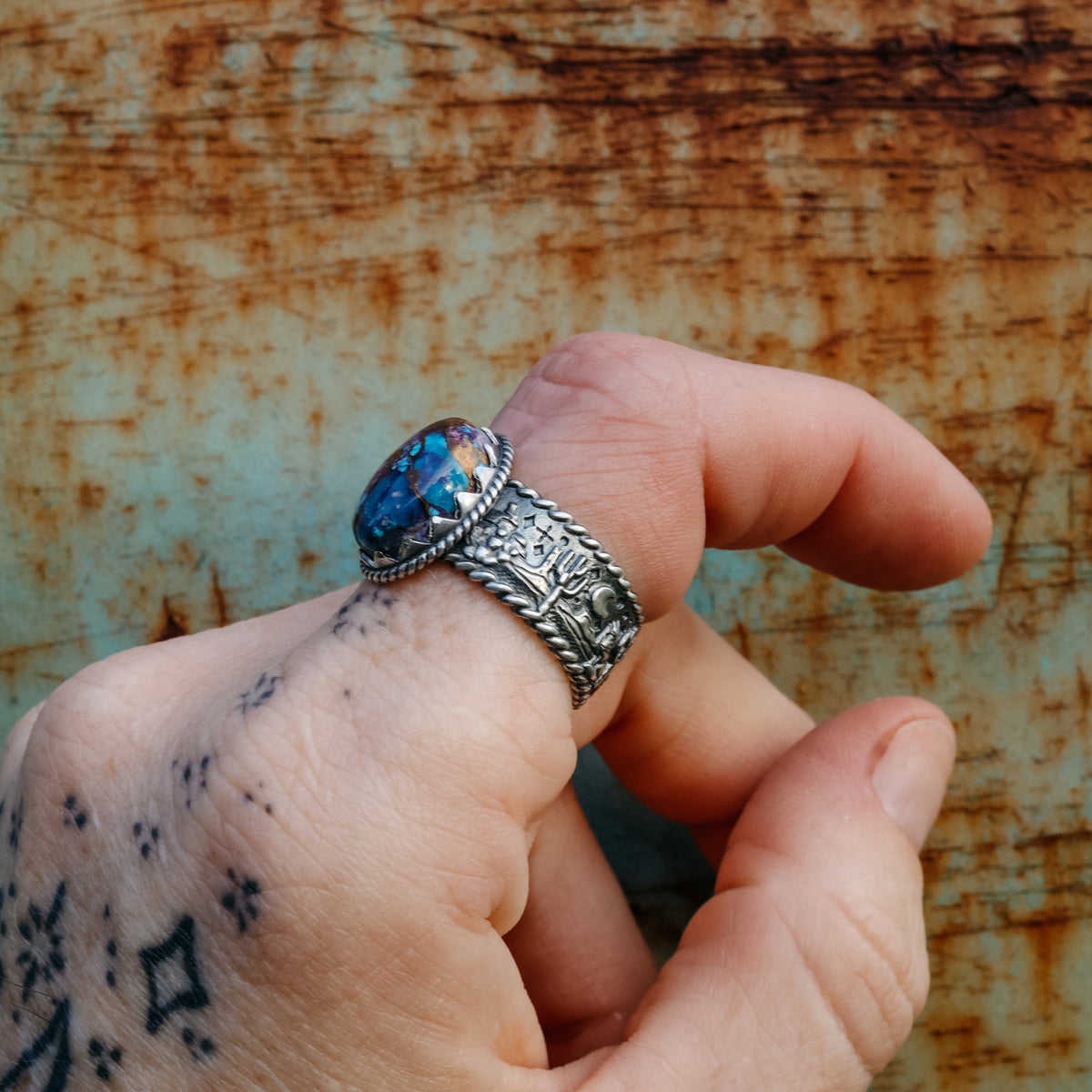 ‘Desert Day & Night' Storyteller Ring - Purple Mohave - 7.25
